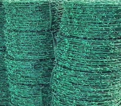o PVC da cerca do arame farpado da exploração agrícola da segurança de 2.0mm 10cm revestiu a instalação conveniente